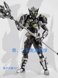 铠甲二队黑犀一打三